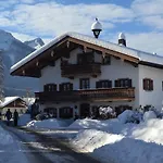 Beim Kreuzfelder Gambskogel Inzell