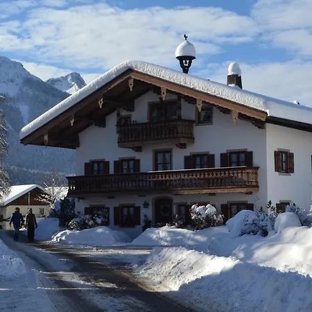 Beim Kreuzfelder Gambskogel Inzell